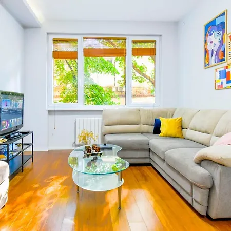Sofia's Kept Secret In Prime Location! Apartmán *