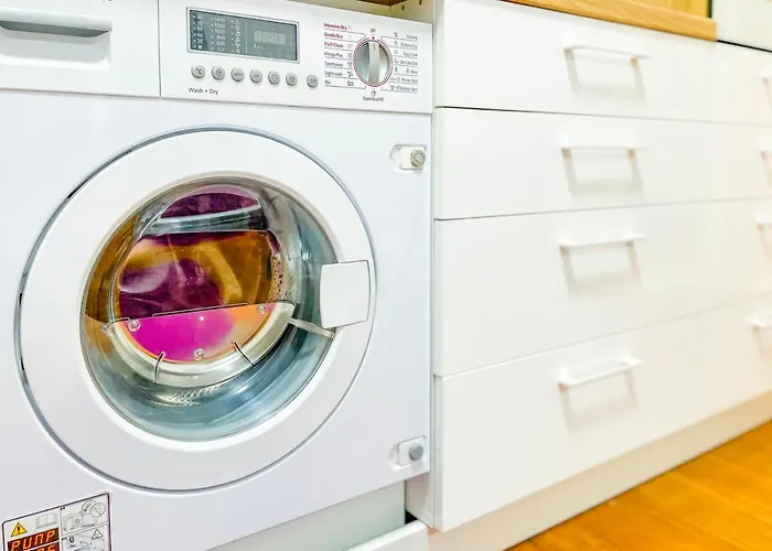 Sofia's Kept Secret In Prime Location! アパート ソフィア