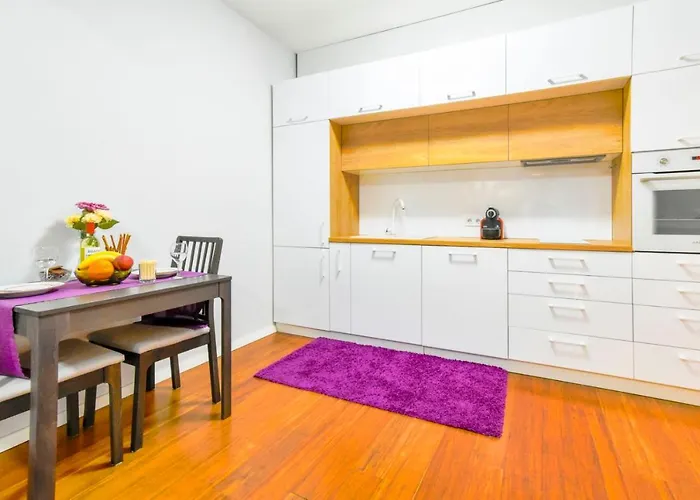 Sofia's Kept Secret In Prime Location! アパート ソフィア