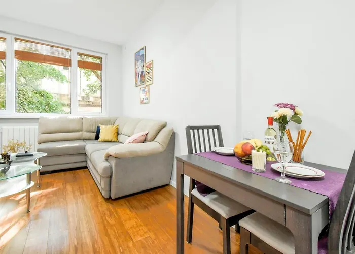 Sofia's Kept Secret In Prime Location! アパート *