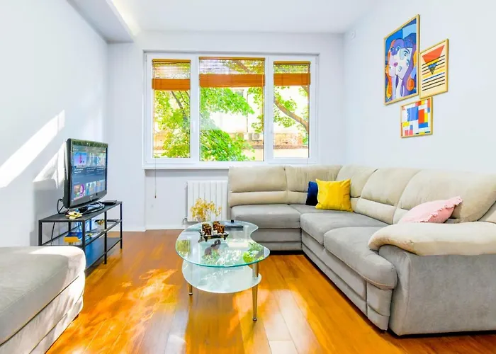 Sofia's Kept Secret In Prime Location! アパート *